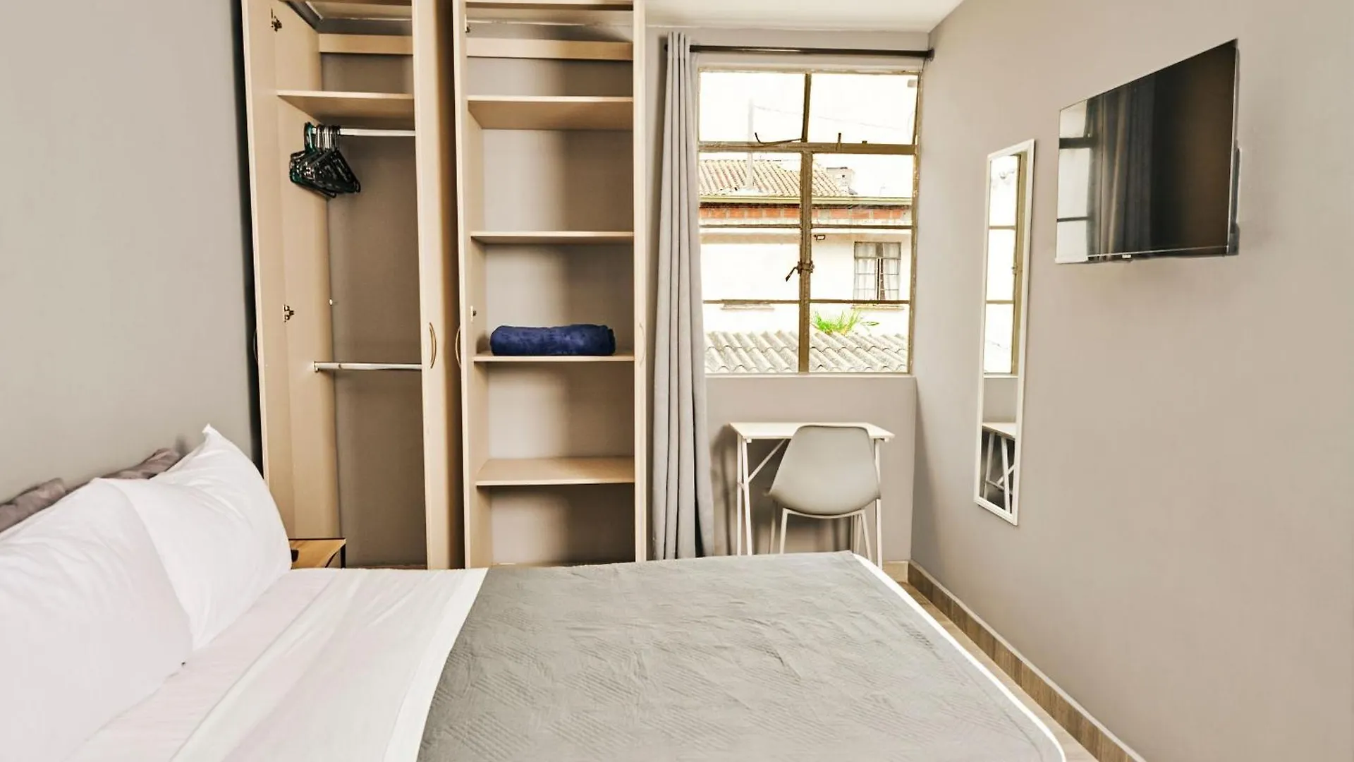 Apartamentos Y Loft En Zona Rosa De Laureles Medellin Apartment