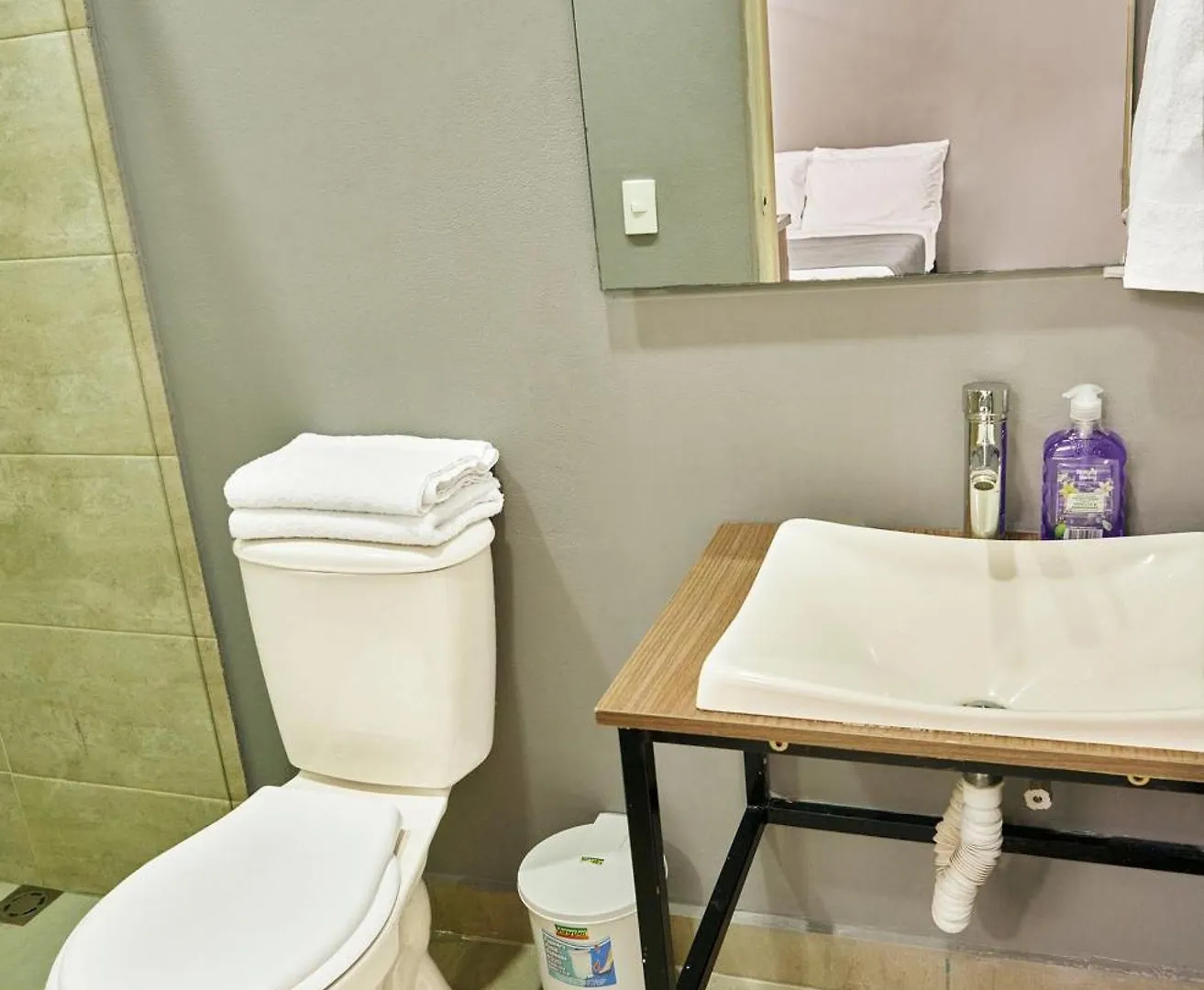 Apartamentos Y Loft En Zona Rosa De Laureles Medellin Apartment