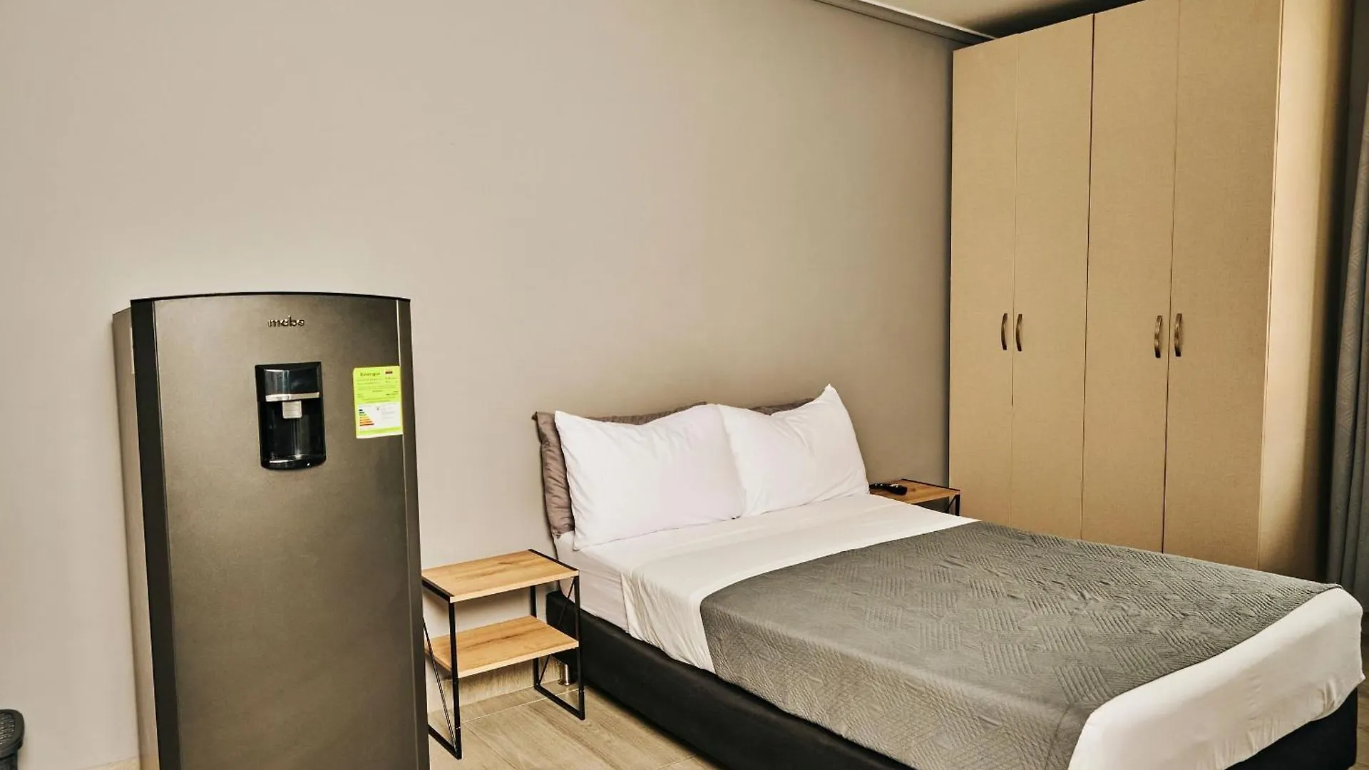 Apartamentos Y Loft En Zona Rosa De Laureles Medellin Apartment